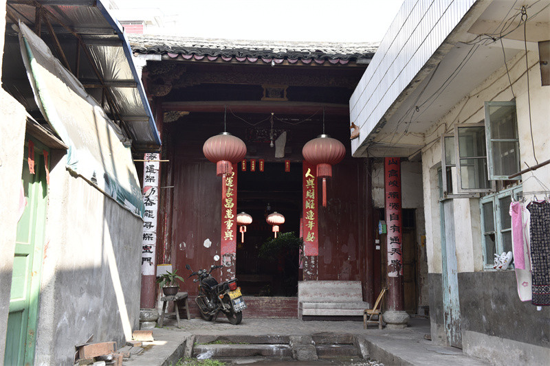 58、象湖高尔基戏剧学校旧址.jpg